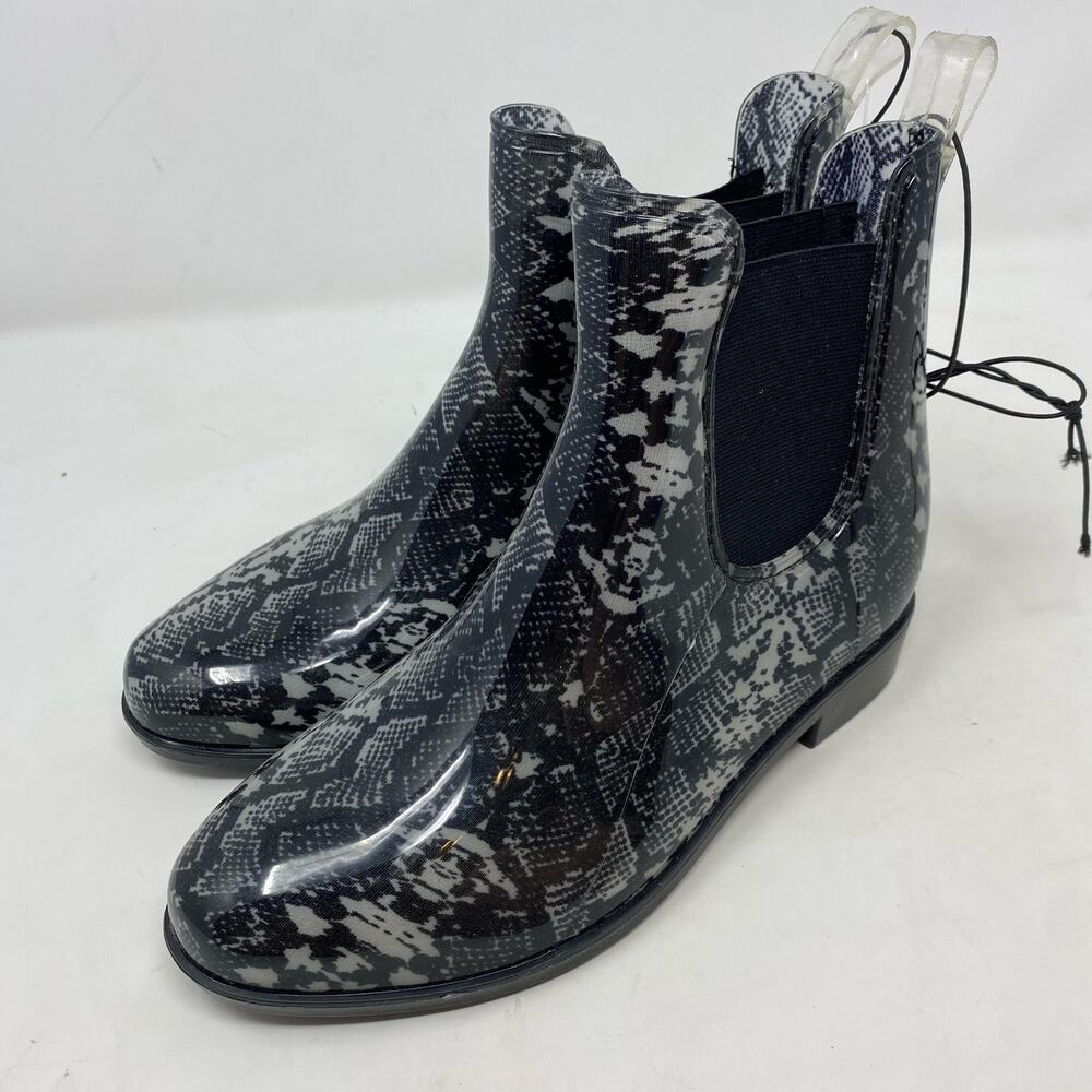 Time and Tru Snake print Ankle Rain Boot Womens Size 6